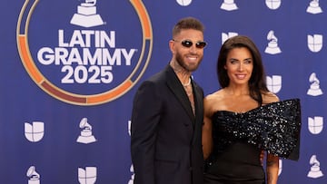 LAS VEGAS (NV, EEUU), 14/11/2025.- El futbolista español Sergio Ramos y su esposa la periodista Pilar Rubio posan en la alfombra roja de la 26ª edición anual de la entrega de los Premios Latin Grammy celebrada este jueves en el MGM Grand Garden Arena en Las Vegas, Nevada (EE.UU.). EFE/Armando Arorizo