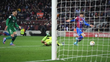 13/03/22 PARTIDO PRIMERA DIVISION
BARCELONA - OSASUNA
Gol Riqui Puig 4-0