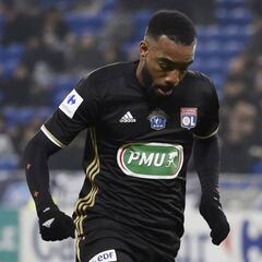 "Hemos recibido una oferta de 70 millones por Lacazette"