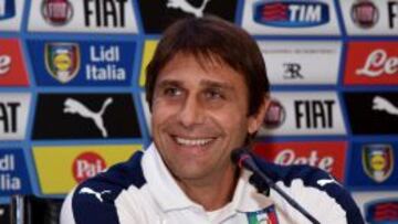 Conte, en rueda de prensa.