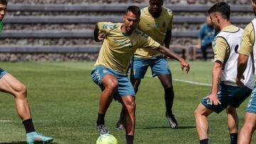 El 'playoff' pasa por El Molinón