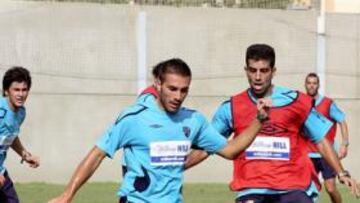 <b>AL CAER. </b>Xavi Torres confía en llegar pronto a Valencia para firmar su cesión con el Levante.