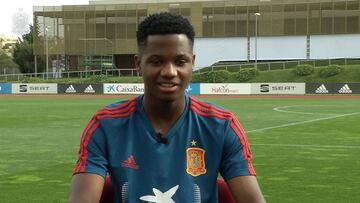 Ansu Fati cuenta c車mo se enter車 de su convocatoria con la Sub-21