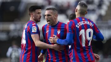 Los "daños colaterales" del partido de Cartagena preocupan al Eibar