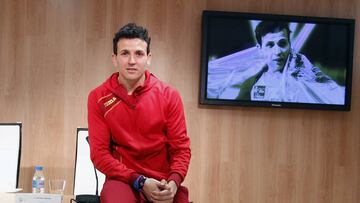 09/03/17 ACTO DE DESPEDIDA DE JUAN CARLOS HIGUERO ATLETA
RAUL CHAPADO PRESIDENTE RFEA
JOSE RAMON LETE PRESIDENTE CSD
ANTONIO SERRANO ENTRENADOR
ENTREVISTA