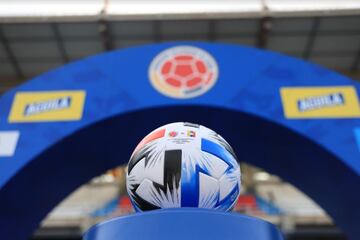 Colombia y Venezuela en el estadio Metropolitano de Barranquilla, fecha 1 de Eliminatorias a Qatar 2022