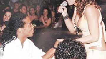 <b>ENCANDILADO. </b>Ronaldinho ya está descansando en Grecia.