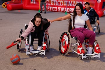 Una fan zone donde se desarrollaron actividades de deporte adaptado, como fútbol en silla de ruedas