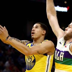 Juan Toscano repitió como titular con los Warriors