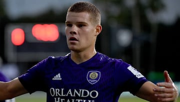 Orlando City anunci&oacute; que no lleg&oacute; a un acuerdo para renovar al jugador estadounidense, que firm&oacute; un precontrato para jugar en Europa al final de la campa&ntilde;a.