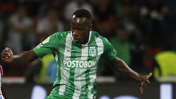 Baldomero Perlaza durante un partido con Atl&eacute;tico Nacional.