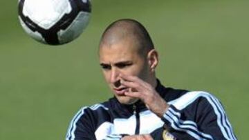 Benzema: "¿Inglaterra? Aquí estoy a gusto"