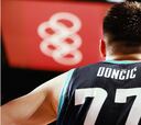 Las imágenes del recital de Doncic frente a Argentina
