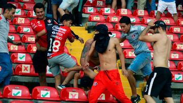 Marcos Reina: "Son pandilleros con camisetas de fútbol"
