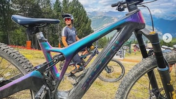 La ciclista de MTB Ares Masip.