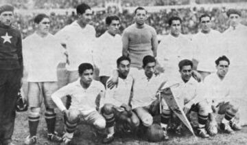 Del paso de la Liga Profesional a la ACF, pasando por Asociación de Fútbol de Santiago, los presidentes fueron en los años treinta: Fernando Rodríguez (1937-1938), Rodolfo Alonso Vial (1936), Simón Martínez (1934-1935), Guillermo Matte (1934), Luis Bustamante (1933) y Carlos Concha (1933). 