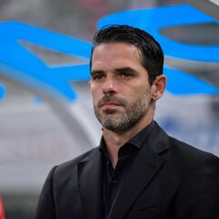 Gago pide ir poco a poco con ‘Chicharito’