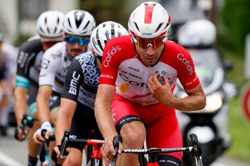 Christopher Juul-Jensen, Julian Alaphilippe, Sean Bennett y Pierre-Luc Perichon liderando la fuga.