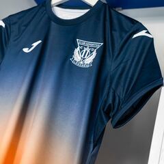 El Leganés ‘pinta’ su camiseta con el famoso atardecer de Butarque