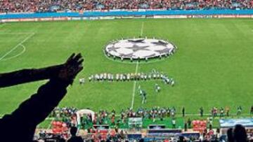 <b>DESEO. </b>Así se vivió la visita del Liverpool en la champions. El Atlético espera repetir duelos de este calado la próxima campaña.