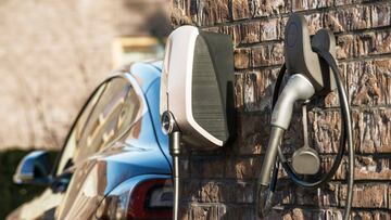 Elvi, estaci¨®n de carga para coches el¨¦ctricos que ahorra energ¨ªa