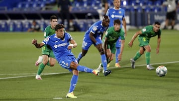 1x1 del Getafe: Mata agarra el tren de la Champions con un doblete