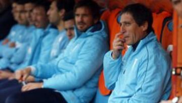 Mario Salas durante el partido entre Magallanes y Universidad Católica