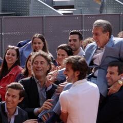 Emotivo homenaje en la Caja Mágica a Manolo Santana