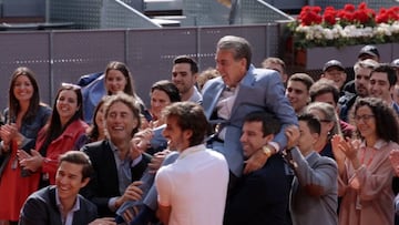 Emotivo homenaje en la Caja Mágica a Manolo Santana