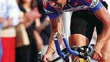 <b>ROMPE MOLDES.</B> José Antonio Pecharromán está siendo el mejor en todos los terrenos.