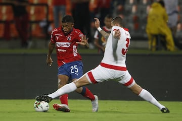 Con gol de Germán Cano de penalti (60'), el DIM se quedó con los tres puntos ante Santa Fe que, sigue sin ganar en la Liga y es penúltimo con 6 unidades.