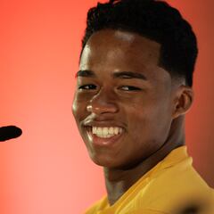 Endrick desata una oleada de elogios por un gesto solidario