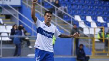 González hizo dos goles y se fue expulsado.