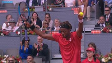 Nadal fue tan impresionante que Monfils le hizo una reverencia