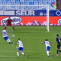 Dantesco: el Zaragoza jugándose la vida y Ros lanza el Panenka más inoportuno que se recuerda