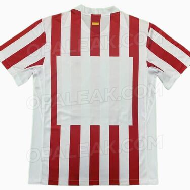 Vista de la parte posterior de la posible equipación del Atlético de Madrid para la temporada 2025-26.