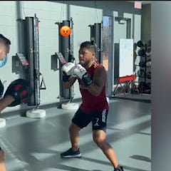 Josef Martínez reaparece y se pone los guantes de box