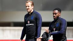 Danny Rose y Harry Kane, durante un entrenamiento con la selecci&oacute;n inglesa.