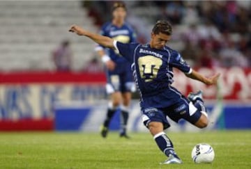 Jugó con Pumas del Clausura 2006 al Apertura 2006