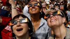 ¿Dónde y cómo conseguir gafas gratis para el eclipse solar? Lista de lugares por estado