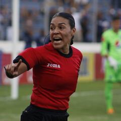 Melissa Pastrana y Shirley Perelló de Honduras, pitarán una semifinal en Tokio 2020