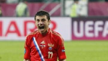 Dzagoev celebra uno de los goles de Rusia.