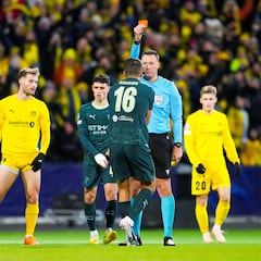 Paliza al City y roja a Rodri