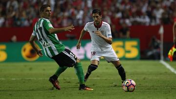Joaquín y Escudero durante un partido.