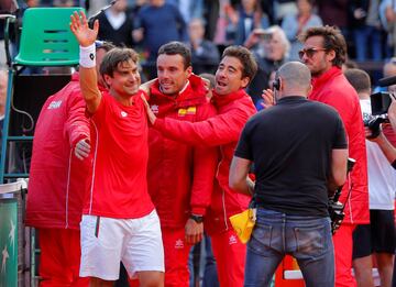 David Ferrer celebró la victoria sobre Kohlschreiber.