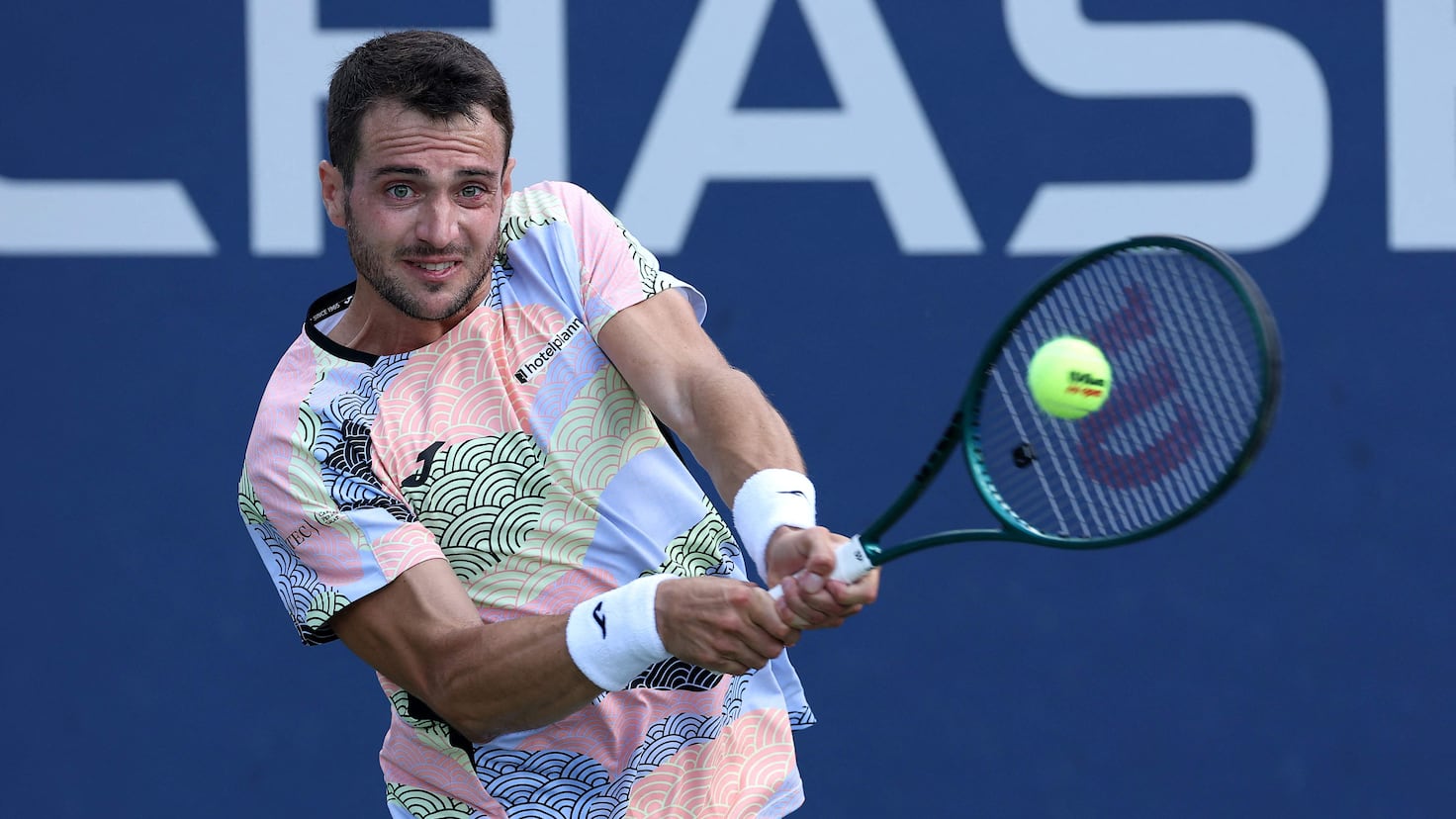 Martínez se atasca ante Riedi