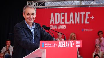 El expresidente del Gobierno José Luis Rodríguez Zapatero, durante un acto de campaña del PSOE, a 20 de julio de 2023, en Gijón, Asturias (España). Zapatero ha participado en en este acto con militantes del PSOE como parte de la campaña electoral para las elecciones generales del próximo 23 de julio.
20 JULIO 2023
Xuan Cueto / Europa Press
20/07/2023