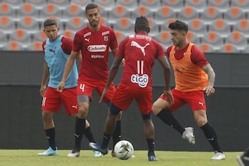 El técnico Bobadilla utilizaría un equipo mixto para visitar al América, la próxima semana recibirá a Atlético Tucumán por la Copa Libertadores.