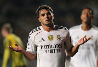 Brahim Díaz em ação durante partida do Real Madrid.