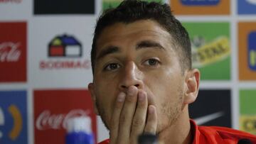 Los jugadores de la seleccion chilena Carlos Carmona durante una conferencia de prensa antes del partido a disputarse contra Argentina por las clasificatorias para el Mundial Rusia 2018, en el complejo Fernando Riera en Santiago, Chile.
21/03/2017
Marti